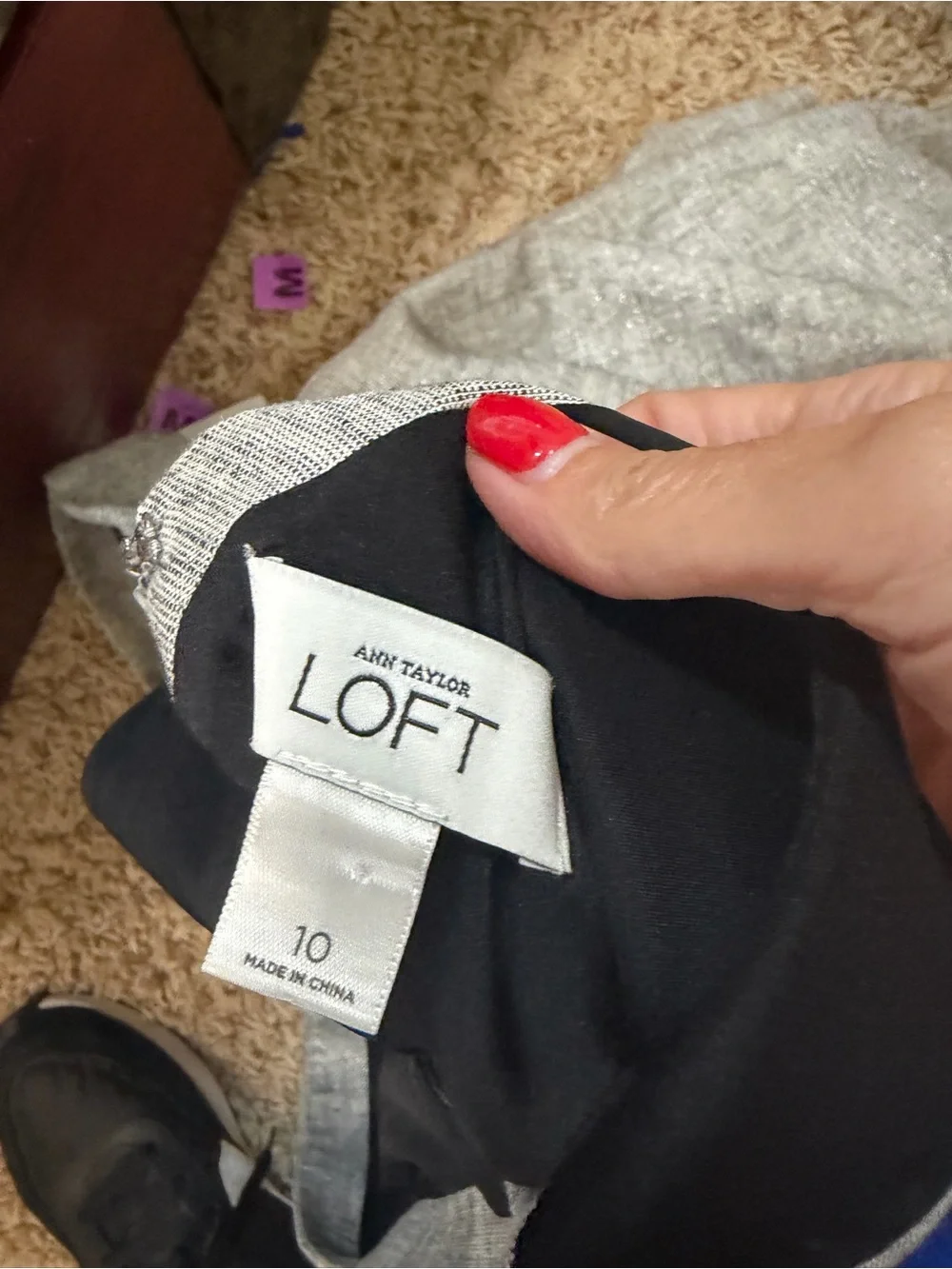 LOFT sleeveless neck
